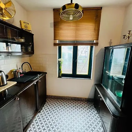 Centrum Pociag Do Monciaka 公寓